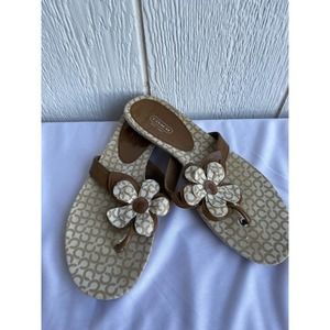Coach Logo Flower Flip Flop Sandal Cream and Brown Size 10B